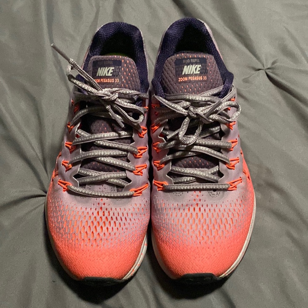 Nike womens zoom Pegasus 33